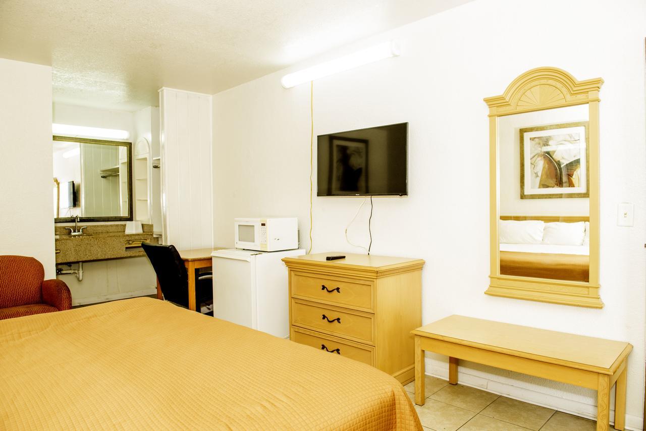 לייקלנד Lakeview Motel מראה חיצוני תמונה